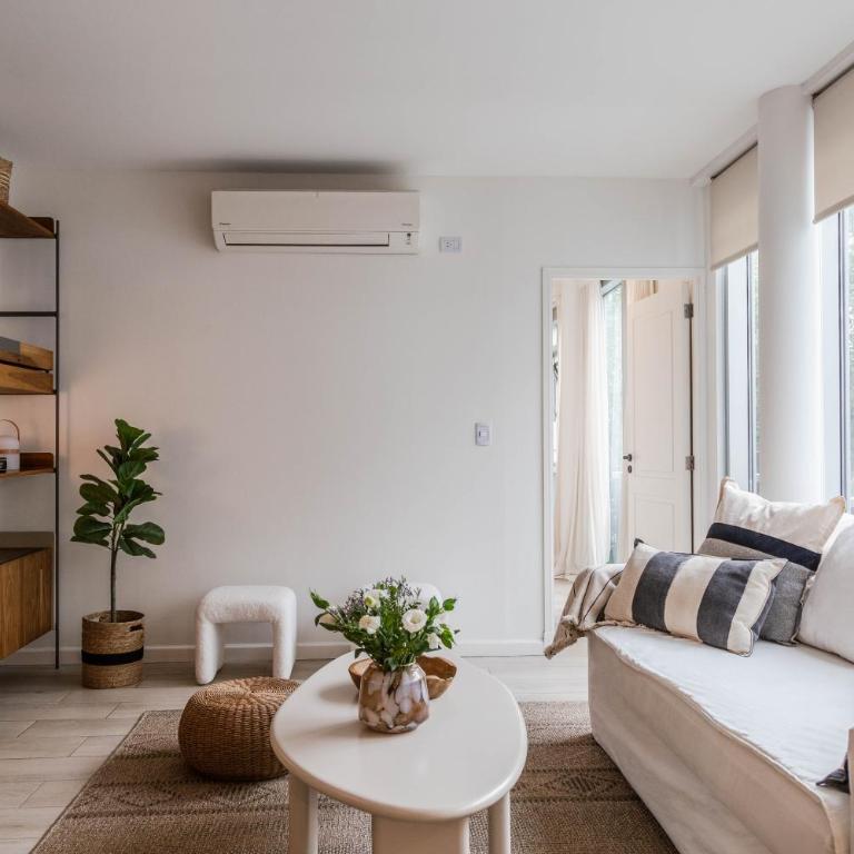 Nido x Palacio Cabrera - One-Bedroom Apartment with Balcony - 15
