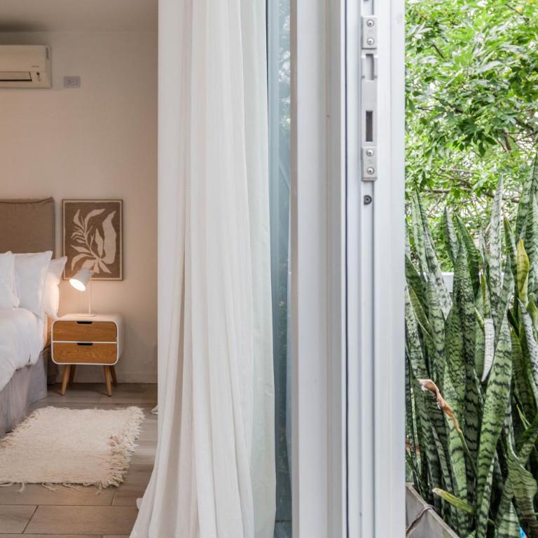 Nido x Palacio Cabrera - One-Bedroom Apartment with Balcony - 17