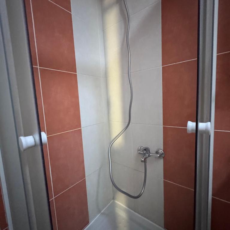 Apartment Budva Lazi - Apartman sa 1 Spavaćom Sobom - 16