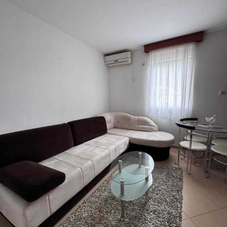 Apartment Budva Lazi - Apartman sa 1 Spavaćom Sobom - 1