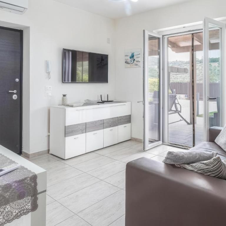 Residenza Lara - Two-Bedroom House - 12