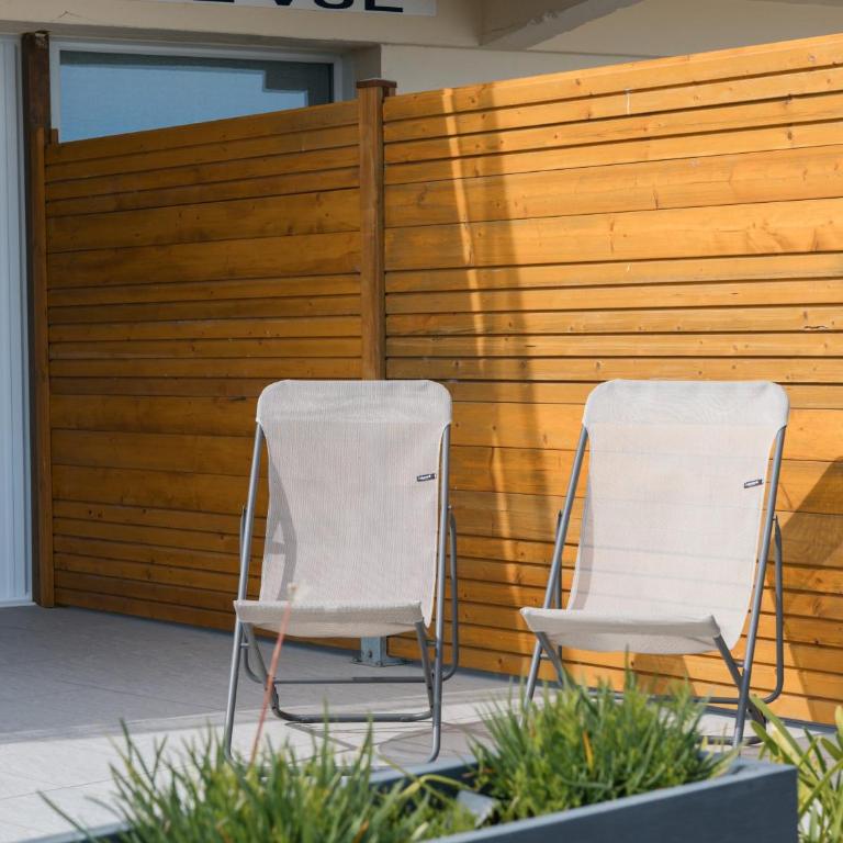 Gites Au Point De Vue - Studio Apartment with Sea View - 15