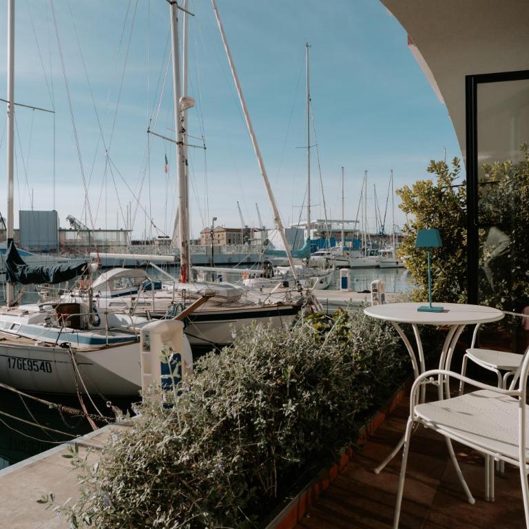 Locanda da Toto - Camera Matrimoniale con Balcone e Vista Mare - 13