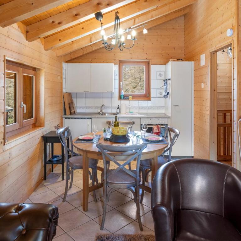 Magnifique chalet au calme et en pleine nature - Chalet - 44