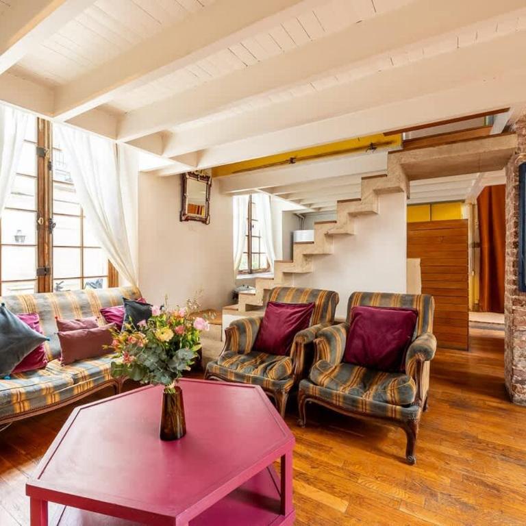 Le Marais - Private 3BR House with Terrace - Apartment - 9