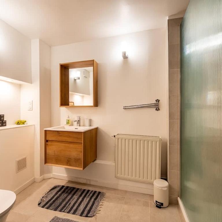 Le Marais - Private 3BR House with Terrace - Apartment - 17