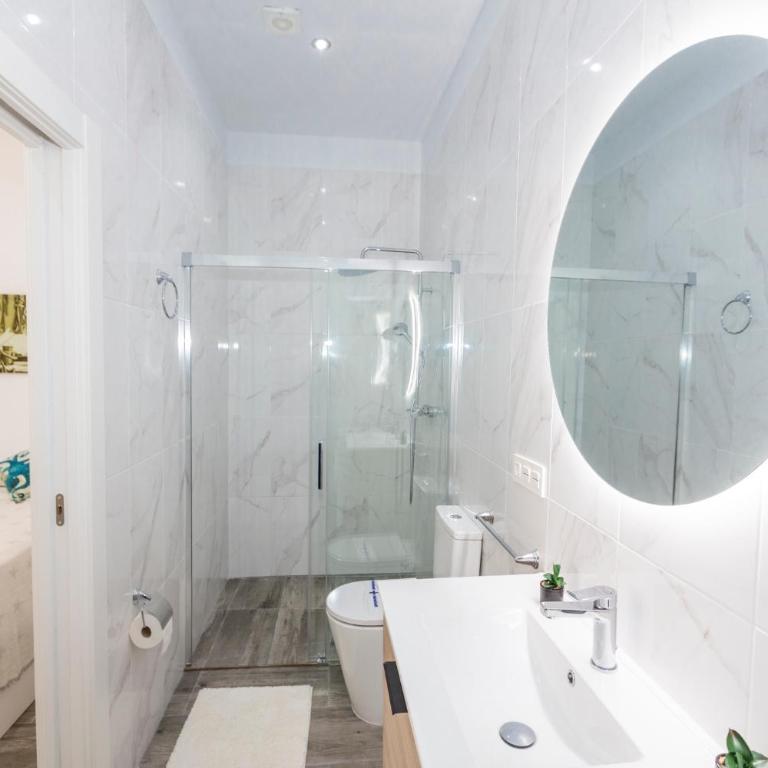 Luxe Marina Premium Port views II - One-Bedroom Apartment - Sea Side - 5