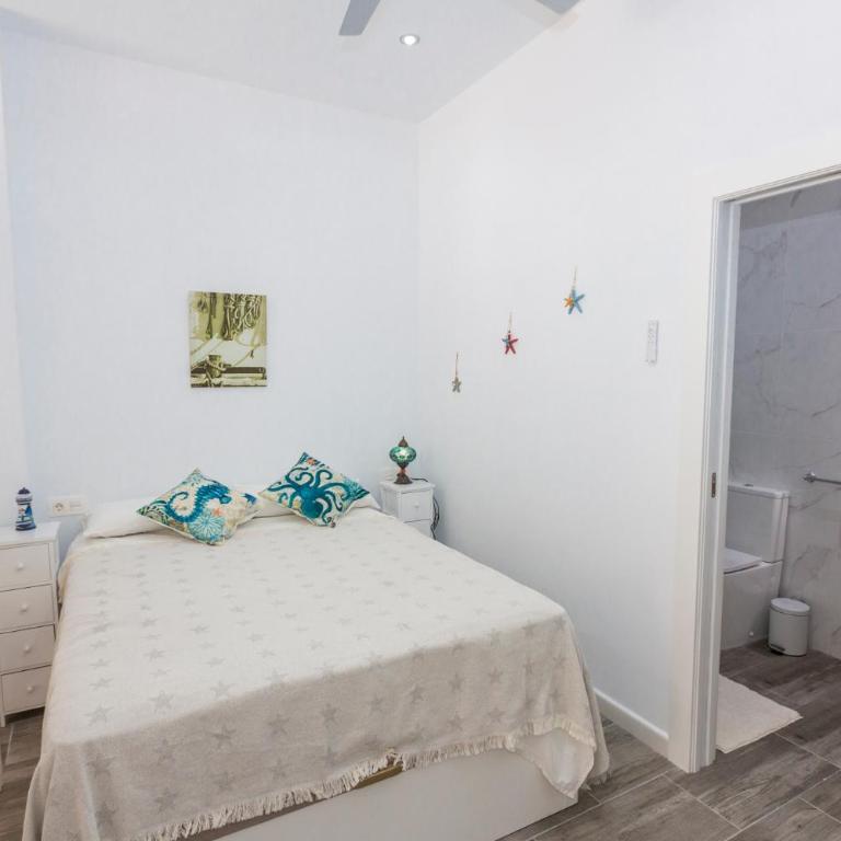 Luxe Marina Premium Port views II - One-Bedroom Apartment - Sea Side - 21
