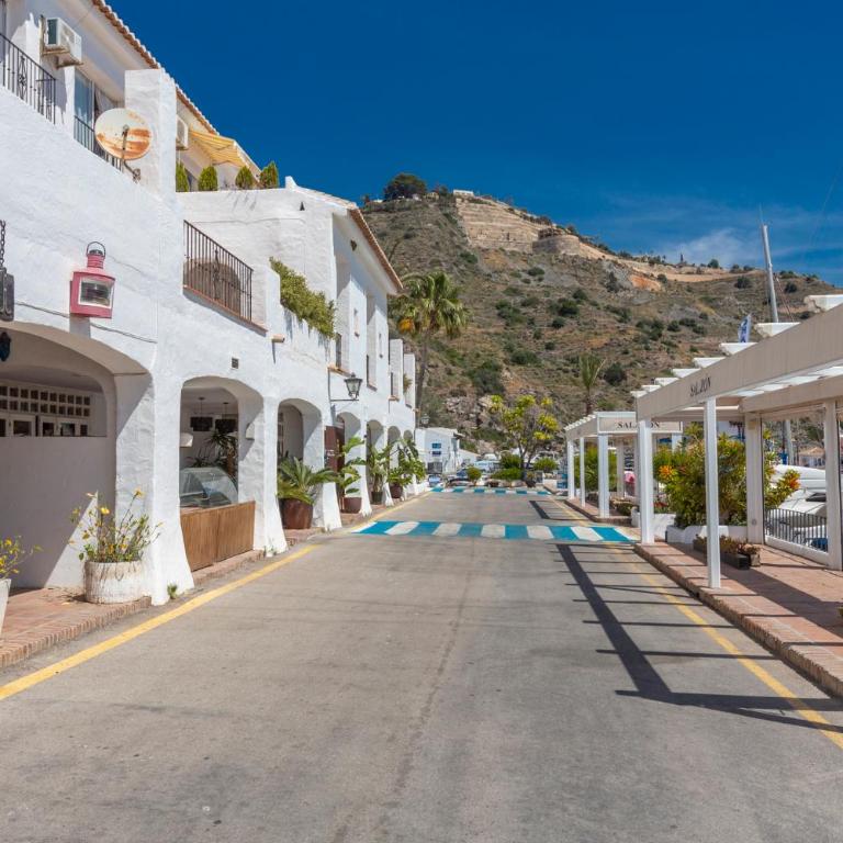 Luxe Marina Premium Port views II - One-Bedroom Apartment - Sea Side - 35