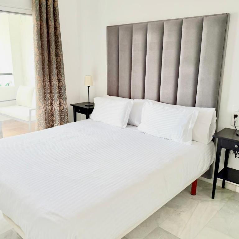 MI CAPRICHO BEACHFRONT 213 - Apartment with sea view - Costa del Sol - Apartamento de 2 dormitorios - 39