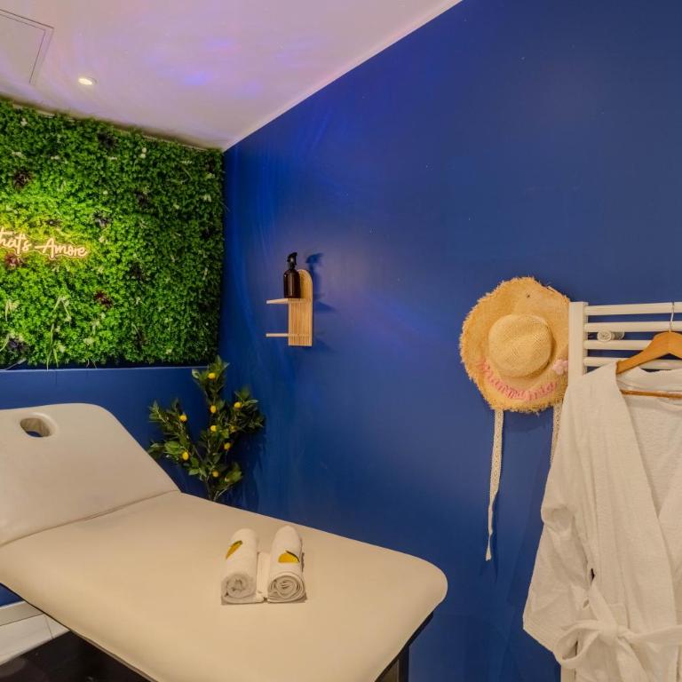 Ciao Bella Wellness Suite - Luxury Jacuzzi, Massage Table & AC in Central Nice - Appartement 1 Chambre - 5