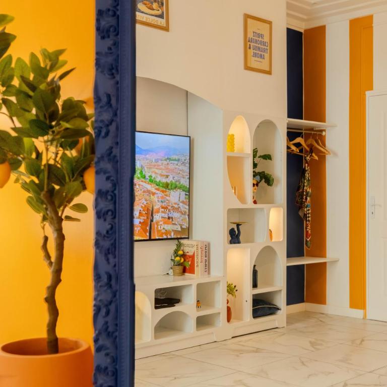 Ciao Bella Wellness Suite - Luxury Jacuzzi, Massage Table & AC in Central Nice - Appartement 1 Chambre - 32