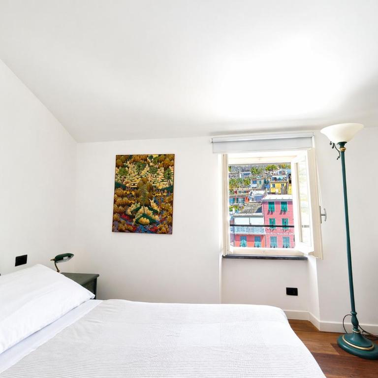 Lassù - Appartamento sulla piazza vista mare - Apartamento de 2 dormitorios con terraza y vistas al mar - 3