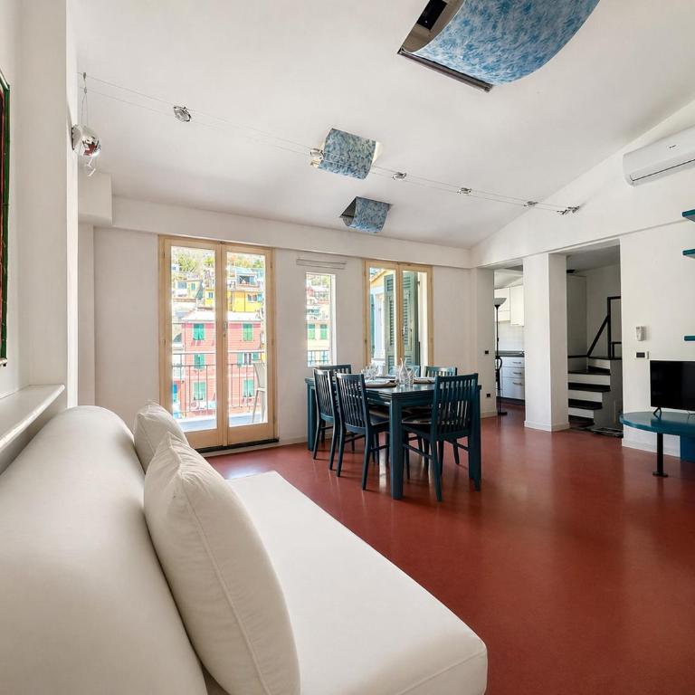 Lassù - Appartamento sulla piazza vista mare - Apartamento de 2 dormitorios con terraza y vistas al mar - 7
