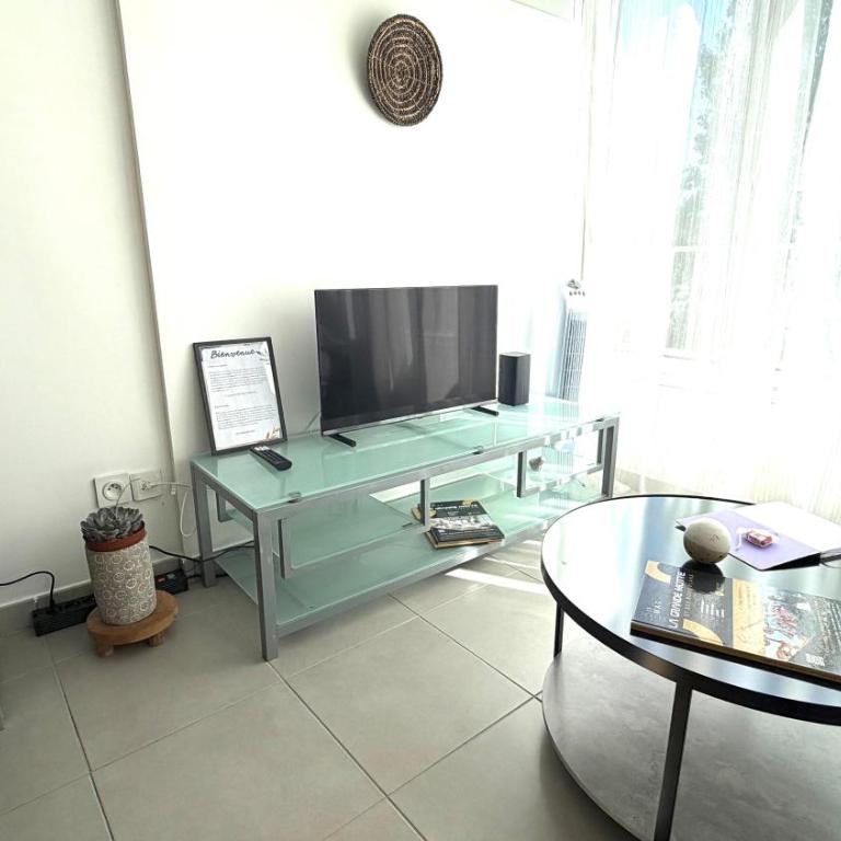Escale -Cosy & Lumineux -proche port - plage - Apartment mit 1 Schlafzimmer - 12