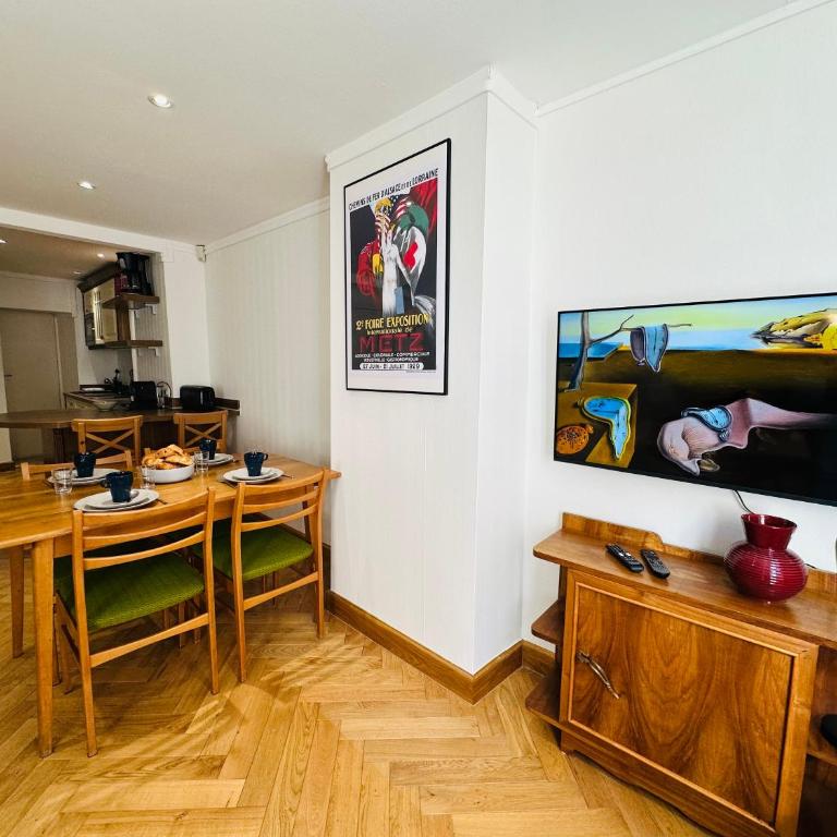 M Dali à Metz hypercentre 1 chambre 4 personnes - Appartamento con 1 Camera da Letto - 11