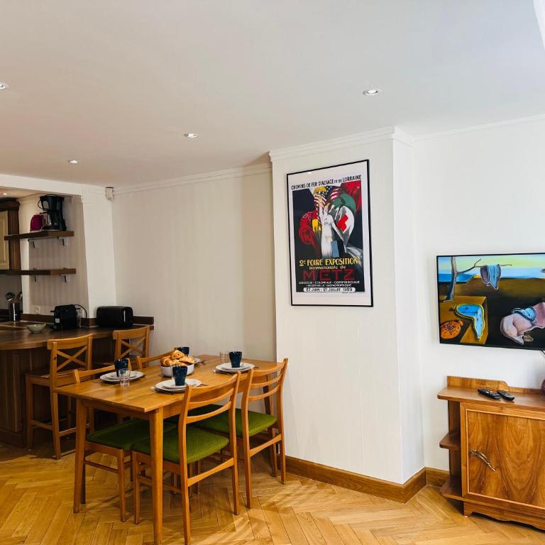 M Dali à Metz hypercentre 1 chambre 4 personnes - Appartamento con 1 Camera da Letto - 18