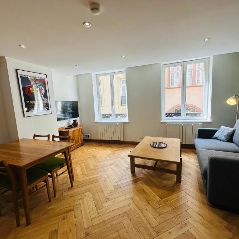 M Dali à Metz hypercentre 1 chambre 4 personnes - Appartamento con 1 Camera da Letto - 35