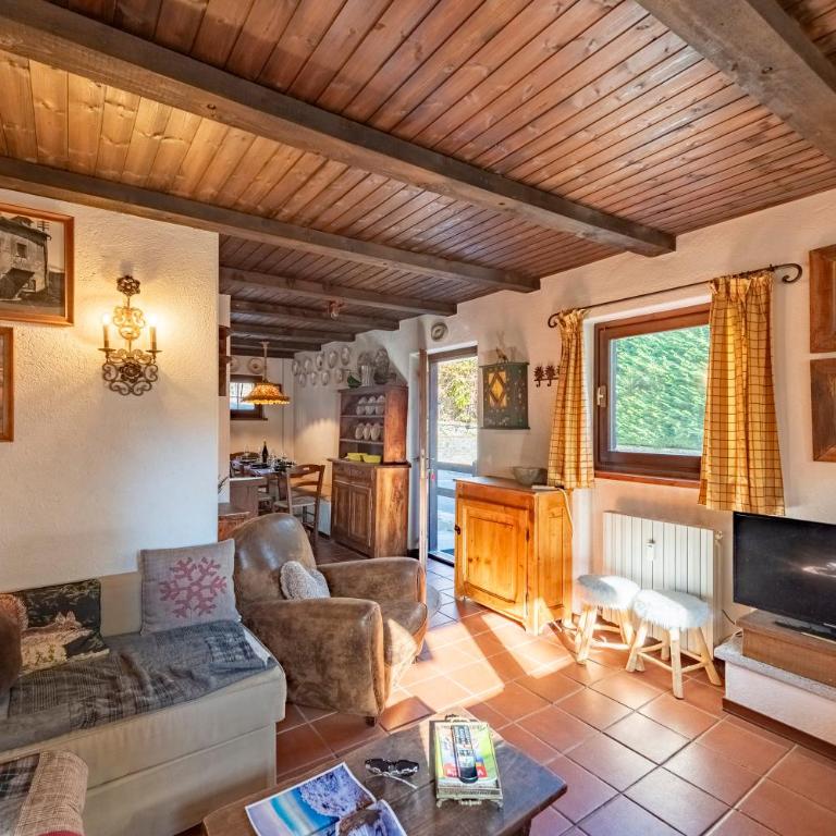Lovely Apartment In Courmayeur - Happy Rentals - Appartement - Rez-de-Chaussée - 2