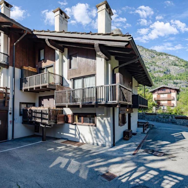 Lovely Apartment In Courmayeur - Happy Rentals - Appartement - Rez-de-Chaussée - 8