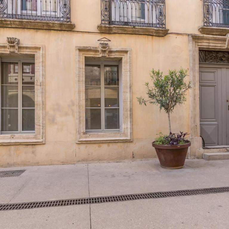 LOVE Suite - Balnéo - Vidéoprojecteur - Plein Centre - Free WiFi - Appartement 1 Chambre - 14