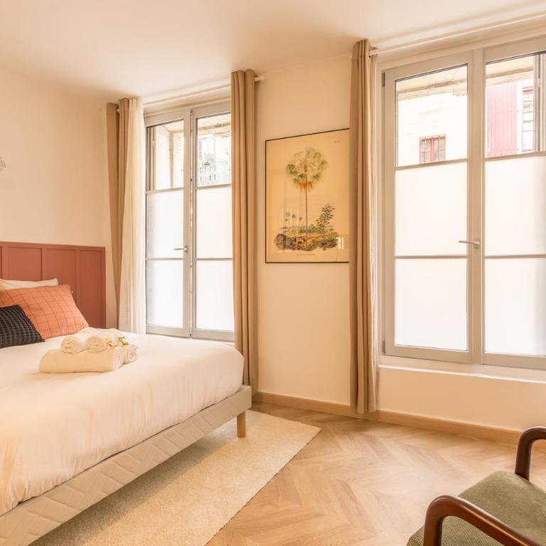 LOVE Suite - Balnéo - Vidéoprojecteur - Plein Centre - Free WiFi - Appartement 1 Chambre - 6