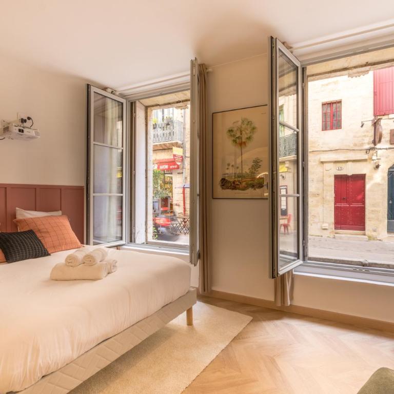 LOVE Suite - Balnéo - Vidéoprojecteur - Plein Centre - Free WiFi - Appartement 1 Chambre - 2