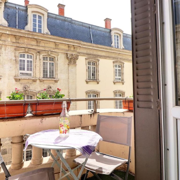 Premium Two-Bedroom Apartment with Balcony and Secure Parking Lyon 6th - Appartamento - 2