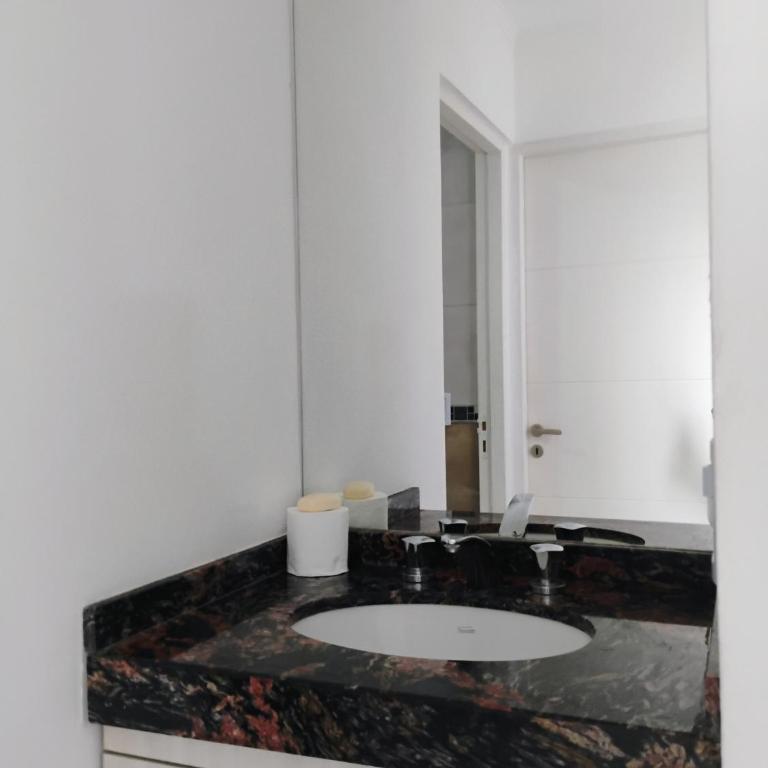 Duplex ubicación centro cama dos plazas y cama marinera, cochera y pileta - Apartamento de 1 dormitorio - 10