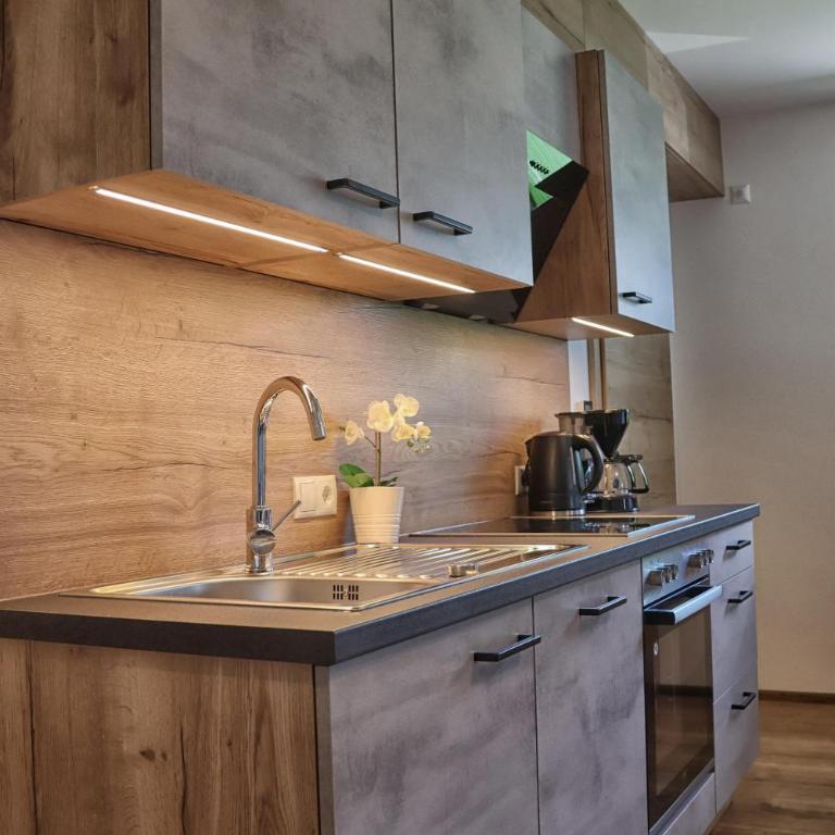 Ferienwohnung Christina - Apartment mit 1 Schlafzimmer und Dusche - 5