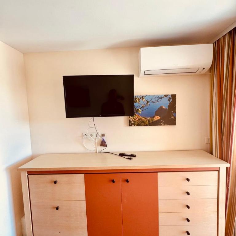 Cap Esterel 2 pièces Climatisé Vue Mer et piscines Réf E1 220 - Apartment - 7