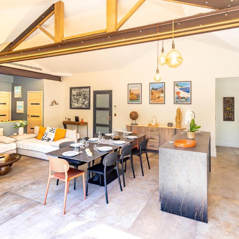 Villa piscine, plages à pied, 4 suites - Antibes - Villa con Piscina Privata - 3