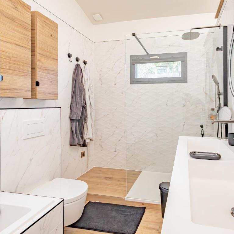 Villa piscine, plages à pied, 4 suites - Antibes - Villa con Piscina Privata - 14