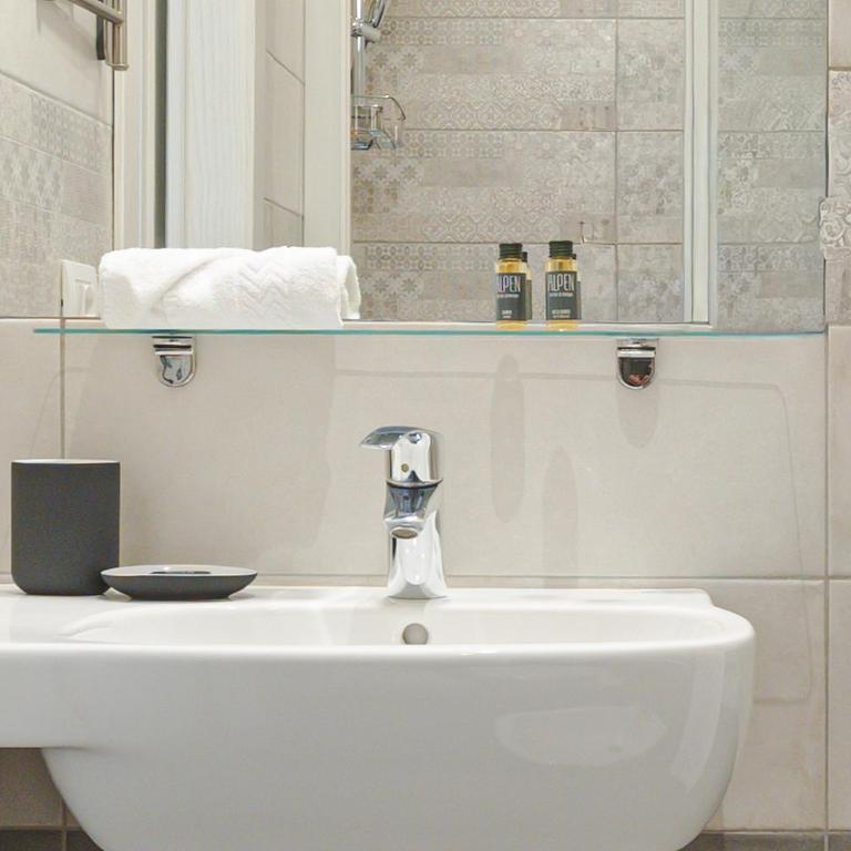 Rooms Boutique Carducci - Single Room with Private Bathroom - 1