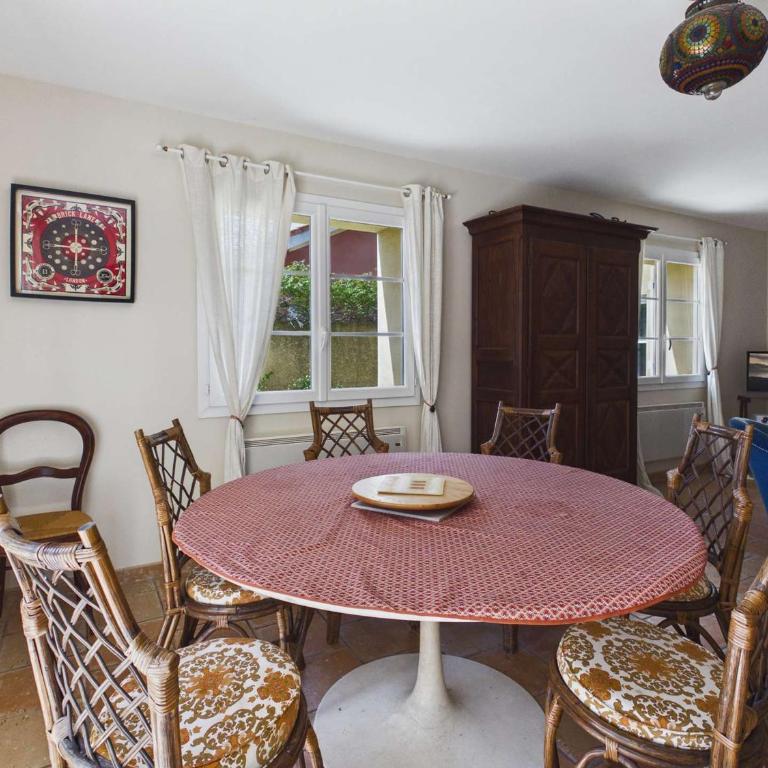 Maison 4 chambres proche mer, jardin et terrasse - Four-Bedroom House - 11