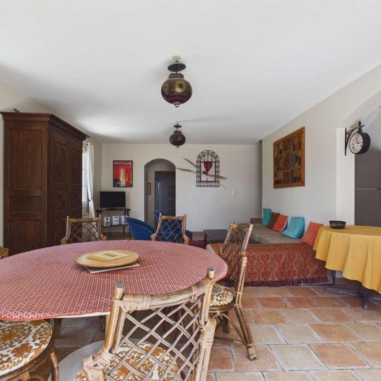 Maison 4 chambres proche mer, jardin et terrasse - Four-Bedroom House - 12
