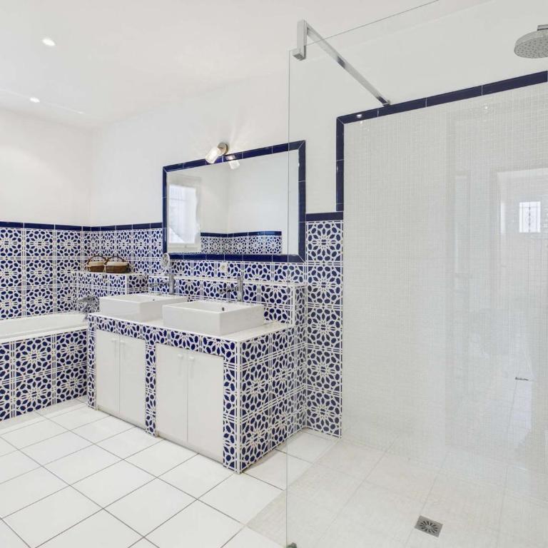 Maison 4 chambres proche mer, jardin et terrasse - Four-Bedroom House - 22