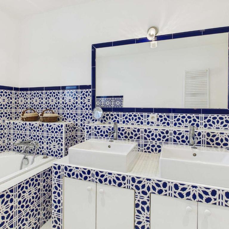 Maison 4 chambres proche mer, jardin et terrasse - Four-Bedroom House - 23