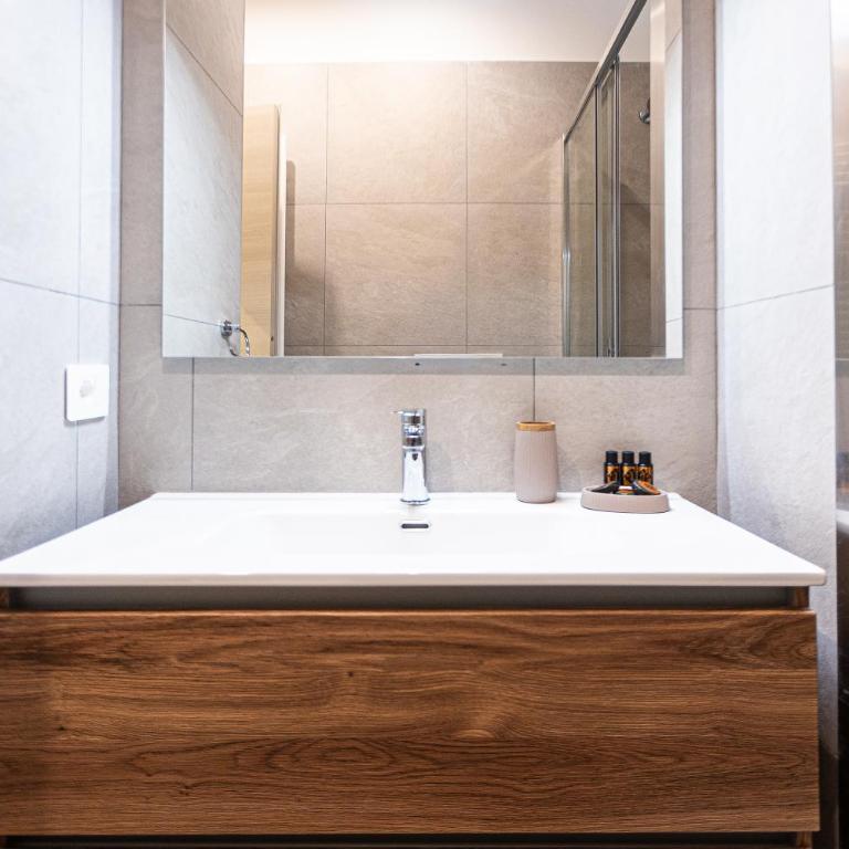 Sivori Apartment by Rental in Rome - Appartamento Premium con 3 Camere da Letto - 36