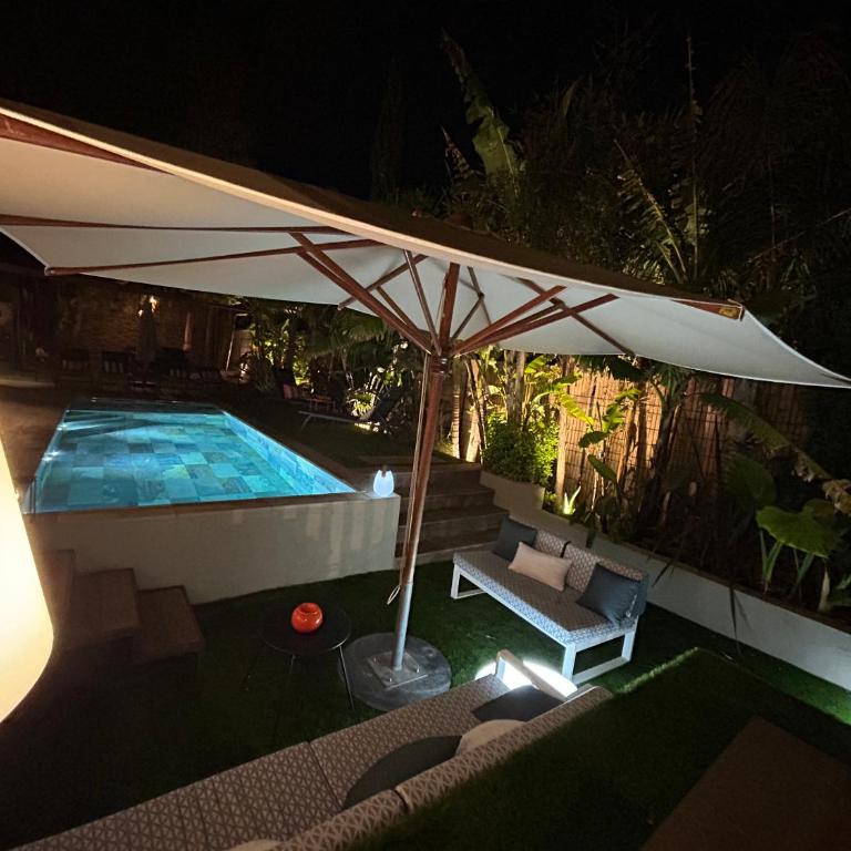 Villa piscine, plages à pied, 4 suites - Antibes - Villa con Piscina Privata - 45