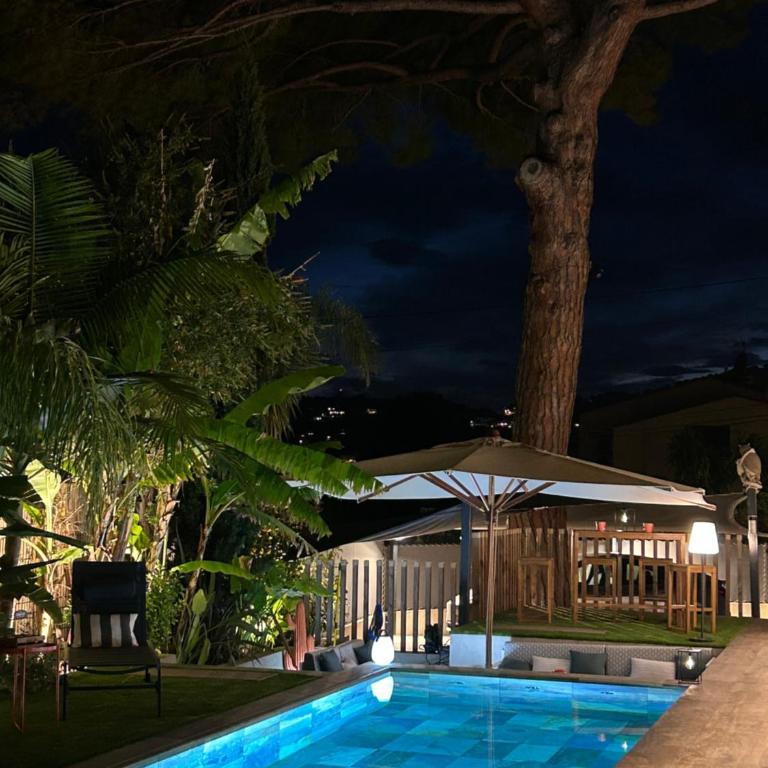 Villa piscine, plages à pied, 4 suites - Antibes - Villa con Piscina Privata - 49