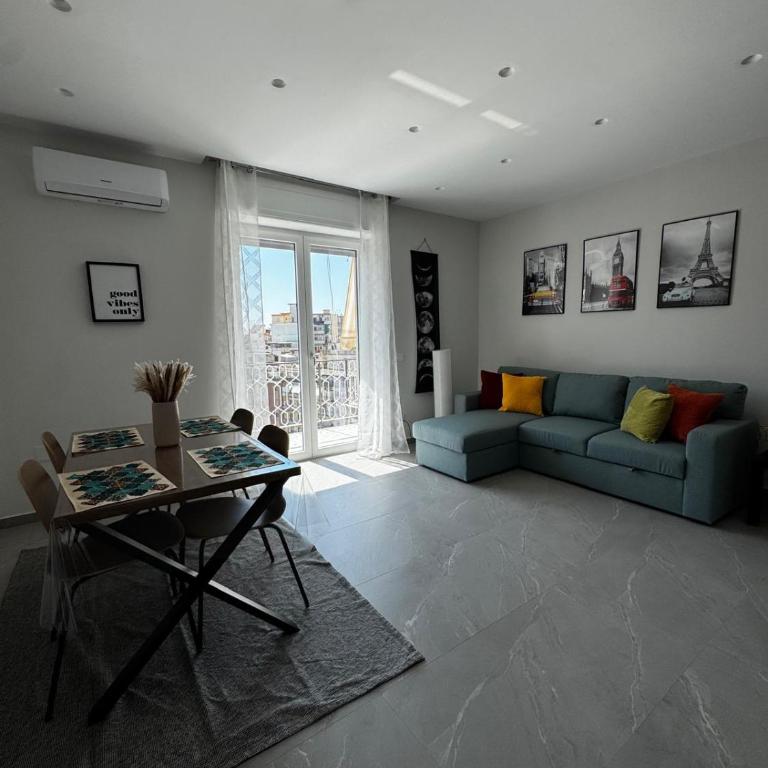 Luce di Partenope - Appartamento con 2 Camere da Letto - 3