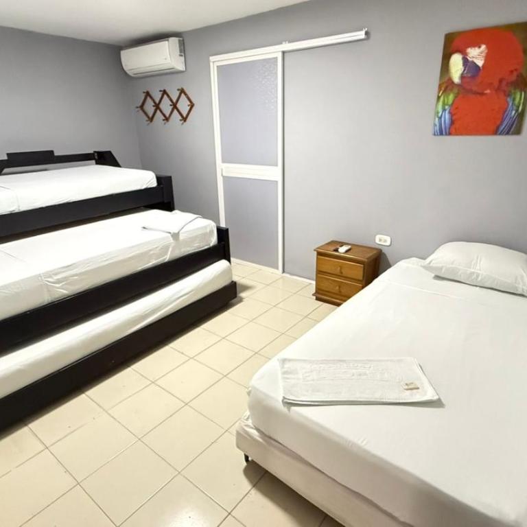 Hospedaje El Lorito - Triple Room - 2