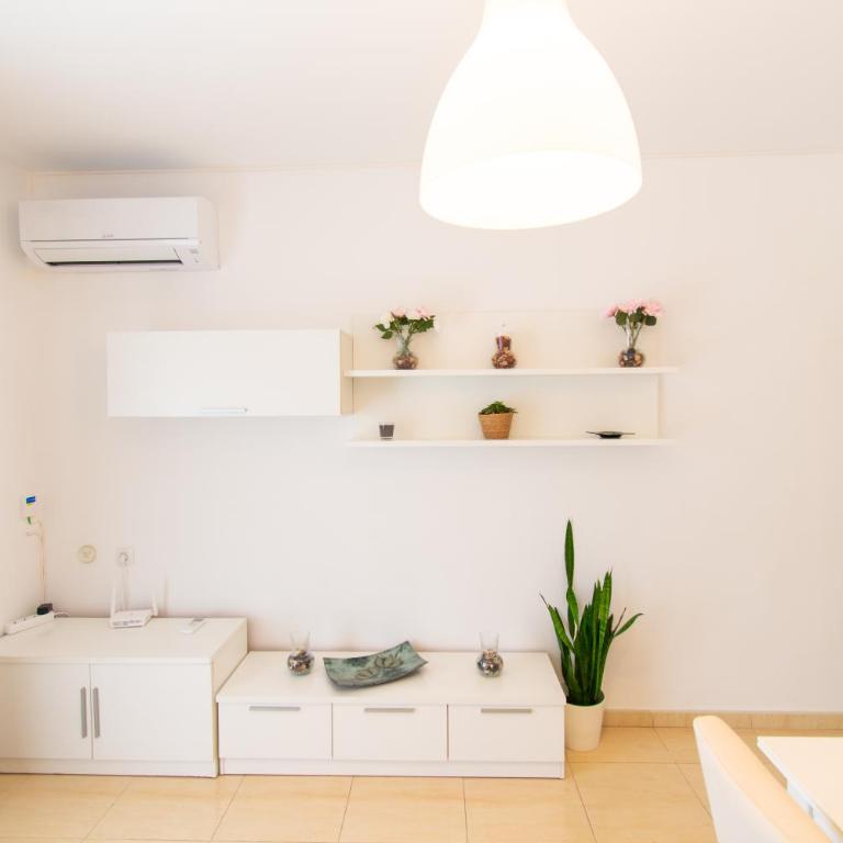 Avenida Juan Carlos I , Playa La Colonia - By Aloha Palma - Apartamento de 2 dormitorios - 16