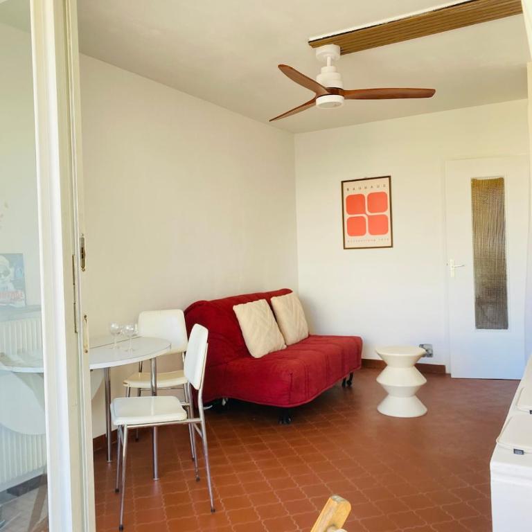 Studio 45 Rénové avec goût, la mer à pied - Studio avec Balcon - 51