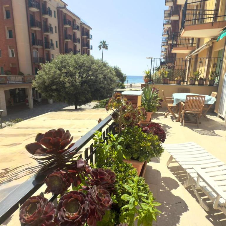 Terrazza Roma vista mare nel cuore di Andora - Appartamento - 8