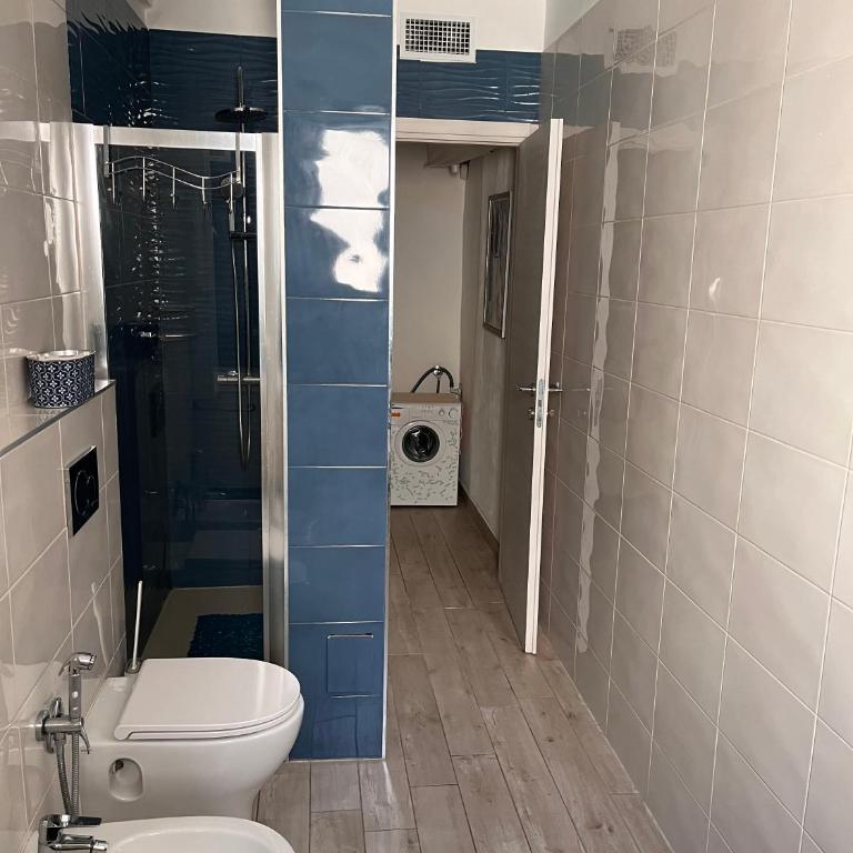 Grand F2 60mq centre Antibes, proche plages, commerces, 2 balcons, parking, train, bus, deco vintage, pet friendly - Appartement avec Balcon - 16