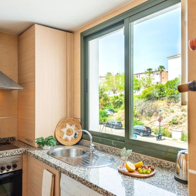 Sundrift Penthouse Apartment Two Large Terraces - Apartamento 1 dormitorio con vistas al mar y terraza - 16