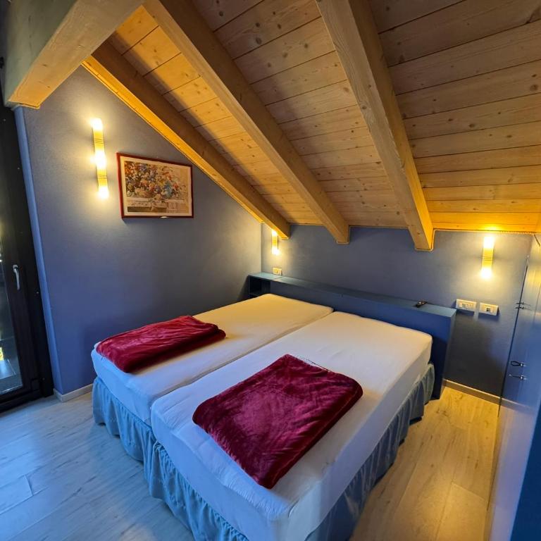 GRACE HOUSE - Deluxe Apartment mit Balkon und 2 Schlafzimmern - 30