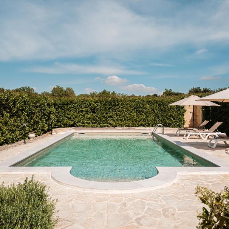 Trulli con piscina privata al sale a Locorotondo - Villa con Piscina Privata - 9